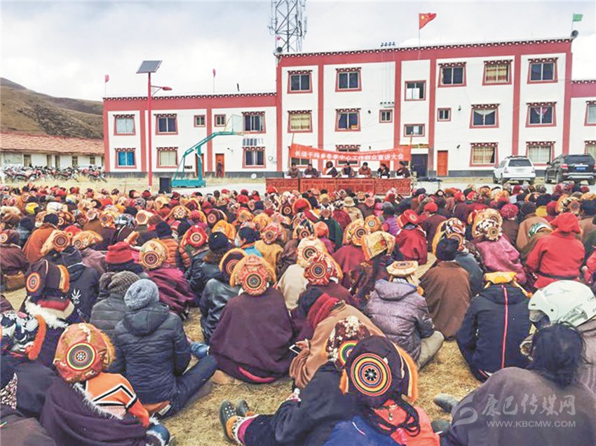 石渠縣開展“千人大下鄉(xiāng)” 、“千人大宣講”、“千人大走訪”活動掠影